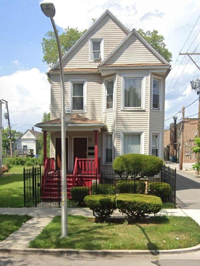 Photo - 740 E 90th St Unidad 740 E. 90th Street