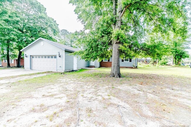 Photo - 1601 Tramway Rd House