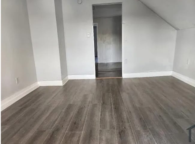 Building Photo - 117 Cisco St Unit 3 Rental