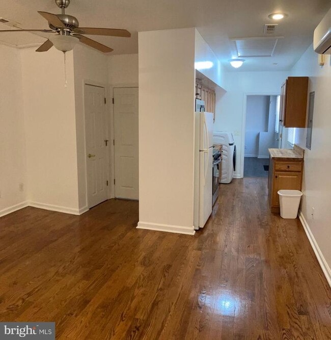 Photo - 1109 S 23rd St Unit 1R