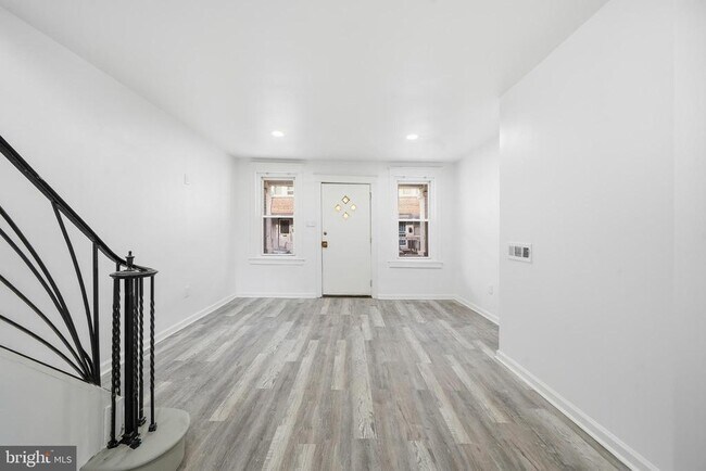 Photo - 1625 S Marston St