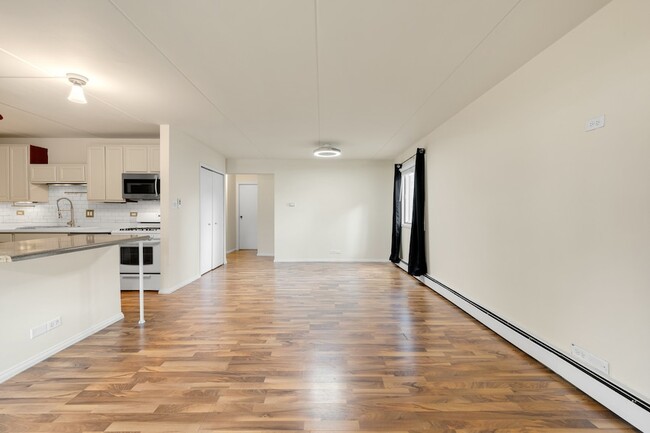 Photo - 5325 Waterbury Ct Unidad 2701