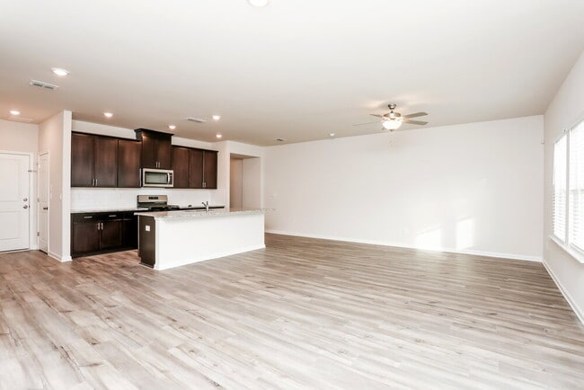 Photo - 1157 Sunny Lake Dr