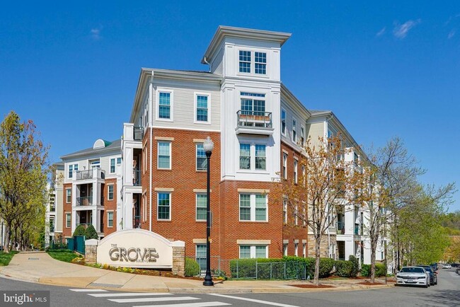 Photo - 2321 25th St S Apartment Unit 2-401