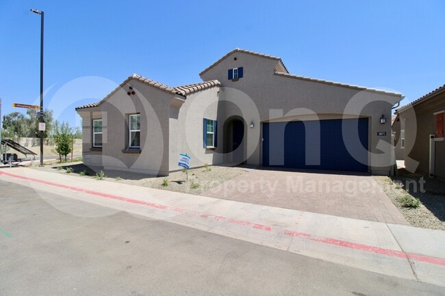 Building Photo - 3871 E Rainbow Dr Rental