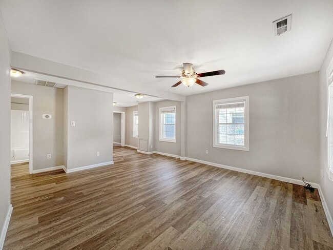 Photo - Charming 3 Bed, 2 Bath Home Minutes From B...