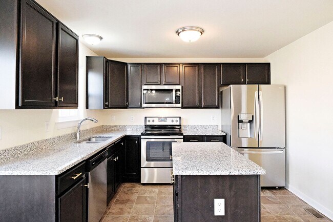 Photo - Pet-Friendly Home with Fenced Yard in Reedy Creek