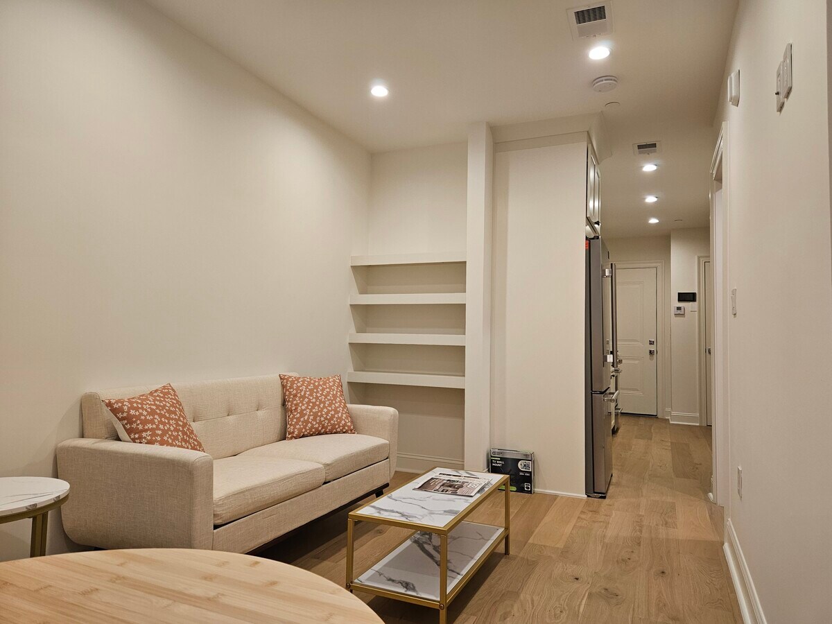 Photo - 1335 11th St NW