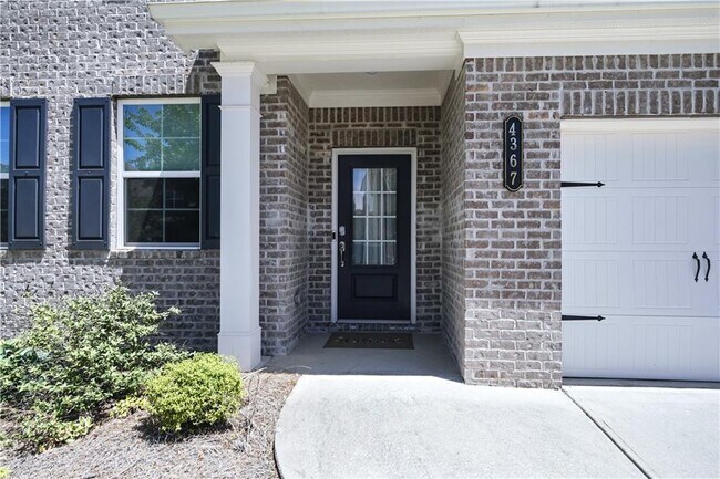 Photo - 4367 Waxwing St