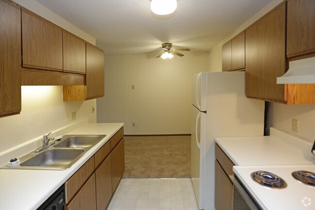 1BA, 1BA - 850 SF - Bryant Wood Apartments
