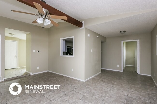 Photo - 221 Highridge Dr