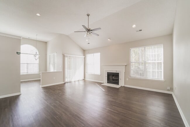 Photo - 7437 Reedy Creek Rd