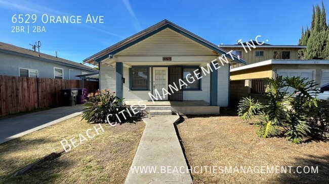 Large 2 Bedroom Home In North Long Beach - Large 2 Bedroom Home In North Long Beach