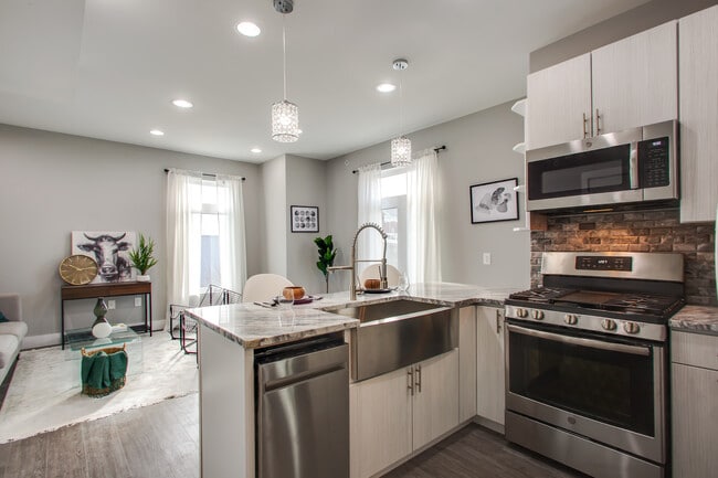 Photo - 1321 N 19th St Unidad C