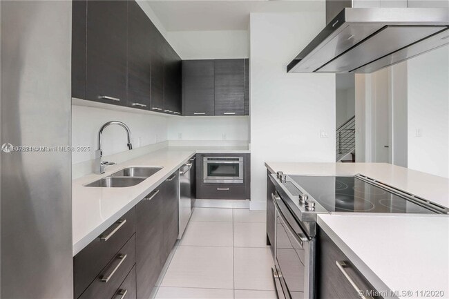 Photo - 9115 NW 33rd St