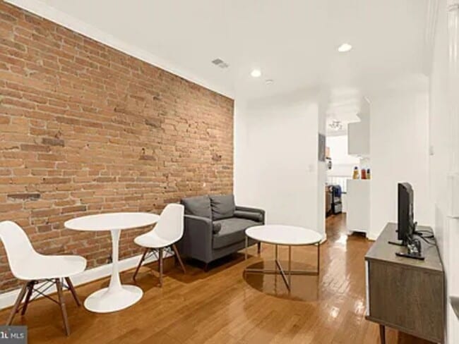 Photo - 1835 Mintwood Pl NW