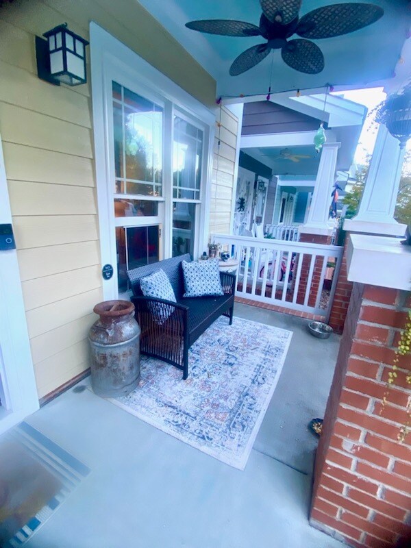 Photo - 1018 Mica Lamp Ct