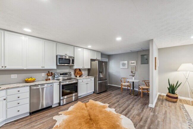 Photo - 4554 Moraine Ave