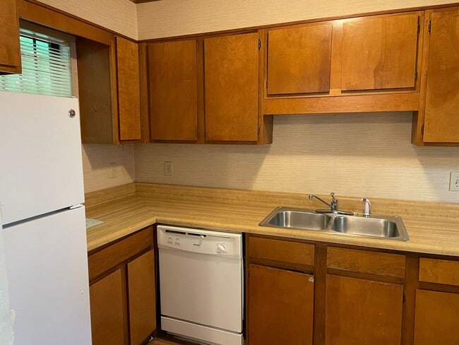 Photo - 1999 Padgett Dr Unit 1999