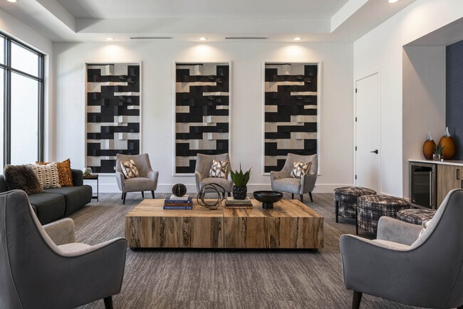 10 - CALIROSA MEDIA ROOM