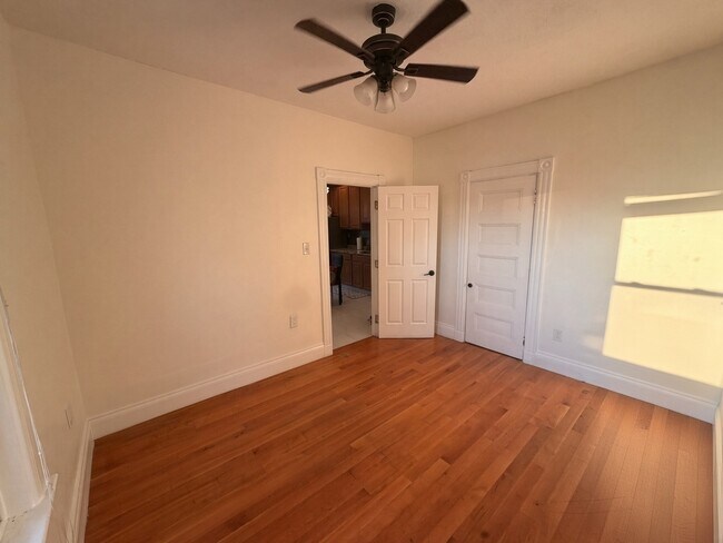 Photo - 3 Spring Garden St Unit 3