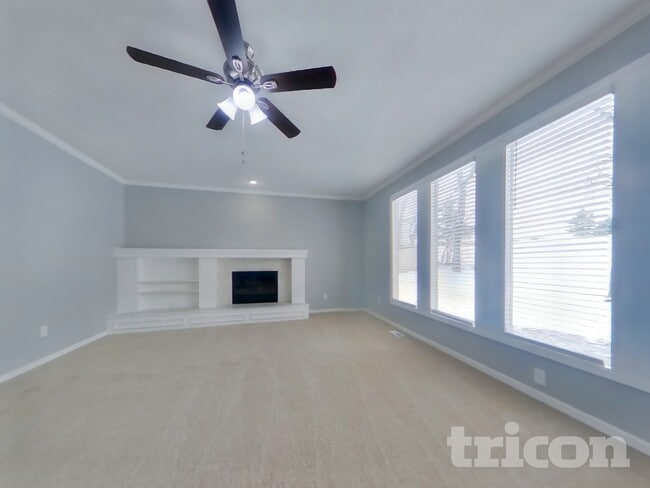 Photo - 302 E 123rd Terrace