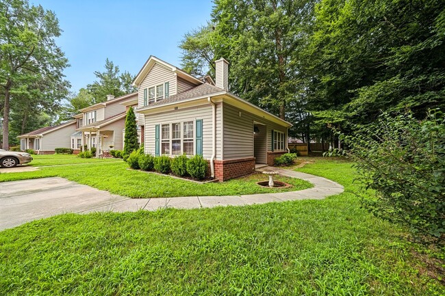 Photo - 109 Larkspur Hollow