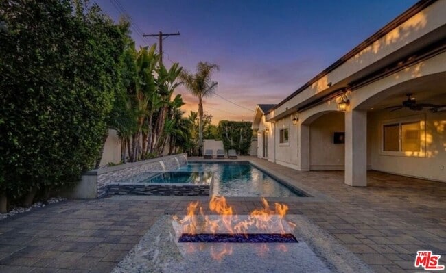 Photo - 6243 Berquist Ave