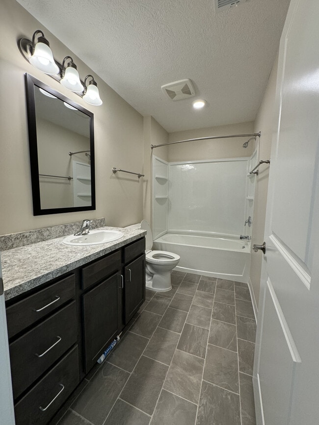 Photo - Walnut Woods