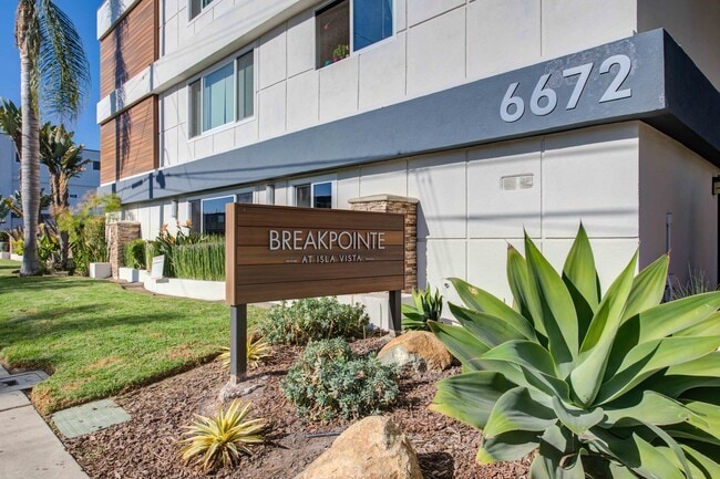 Breakpointe Coronado