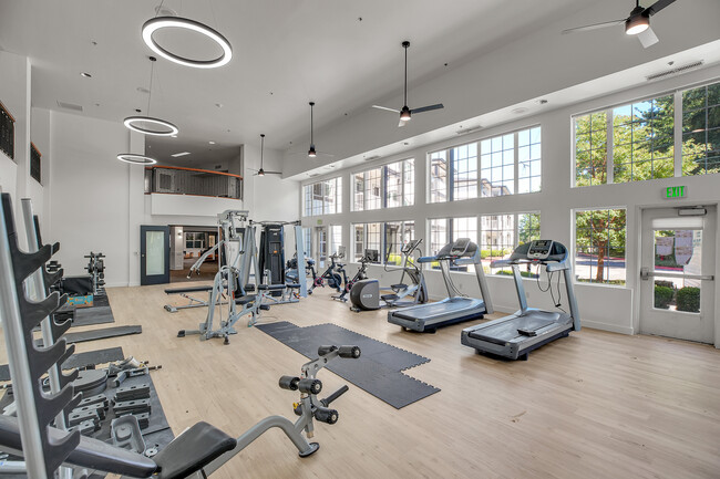 Building Photo - Eastwood Apartments