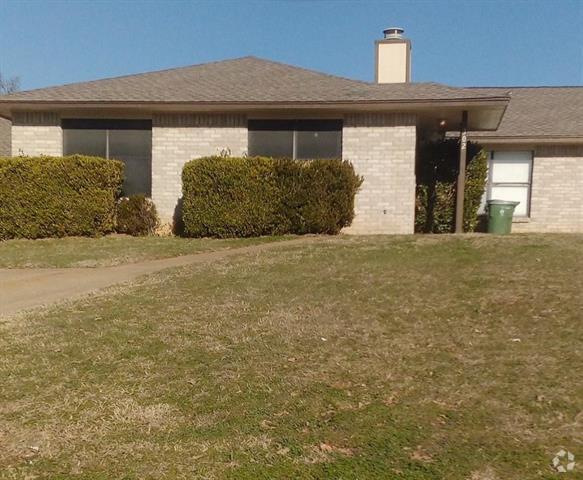 Building Photo - 302 Shady Valley Dr Rental