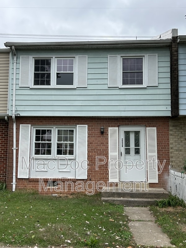Photo - 2538 Sedgewick Pl
