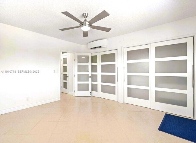 Photo - 2170 NE 51st Ct