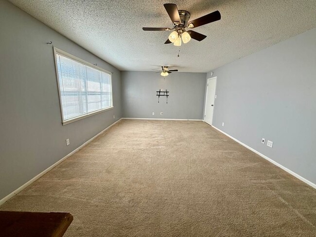 Photo - 3710 Hillside Dr