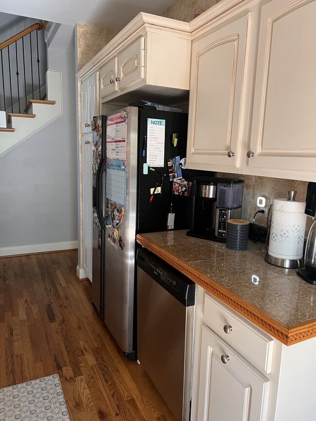 Photo - 757 Charleston Pl