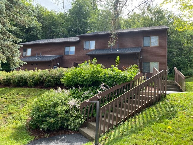 Building Photo - 103 Village Heights Rd Rental