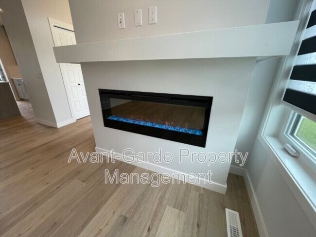 Photo - 5277 Edgemont Blvd NW