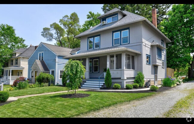 Building Photo - 103 Oak Hill Ave Rental