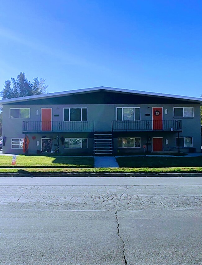 301 W Center St Unit 307