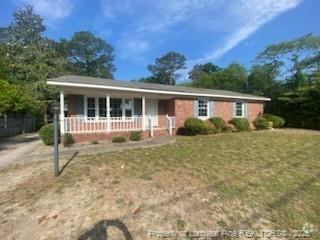 Building Photo - 1318 Camelot Dr Rental