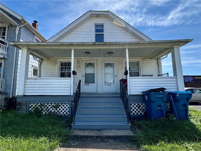 Building Photo - 1129 W Erie Ave Rental