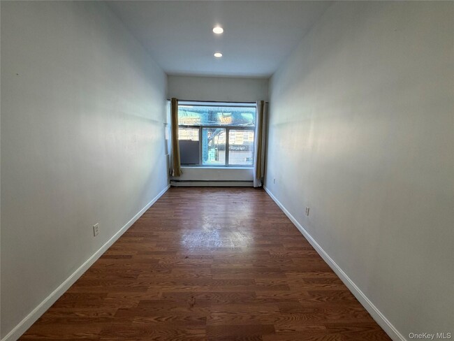 Photo - 86-28-86-80 80th St