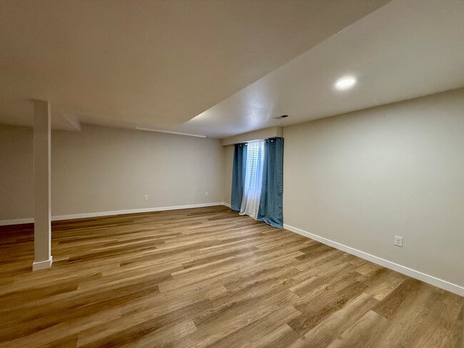 Photo - 411 Ruby Dr