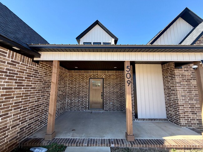 Photo - 509 Waggoner Ln