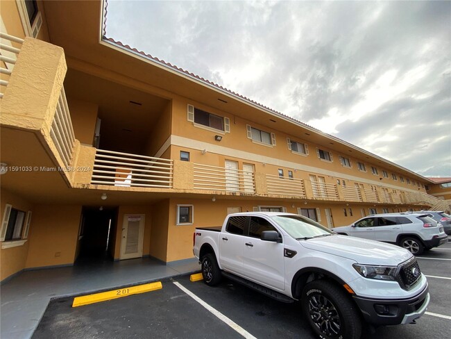 Photo - 170 Royal Palm Rd Apartment Unit 102