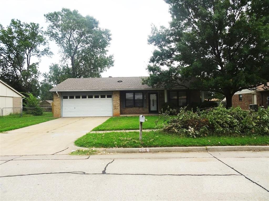 Photo - 616 Ramblin Oaks Dr