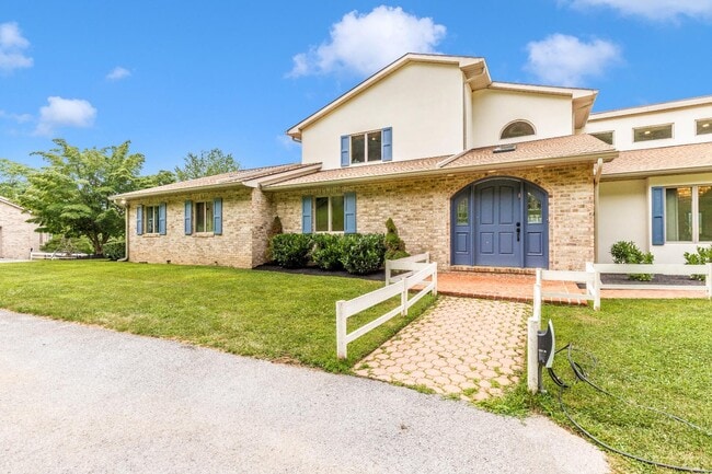 Photo - 10011 Baltimore National Pike