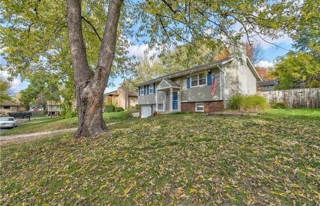 Photo - 403 SE Annette St