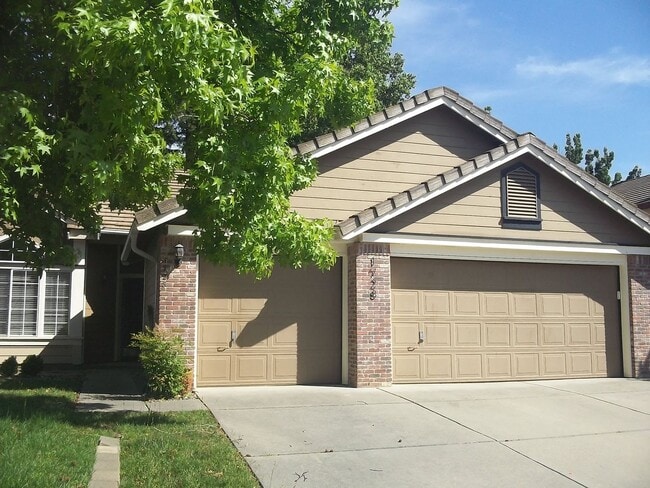 Photo - Woodcreek Oaks area home on quiet street